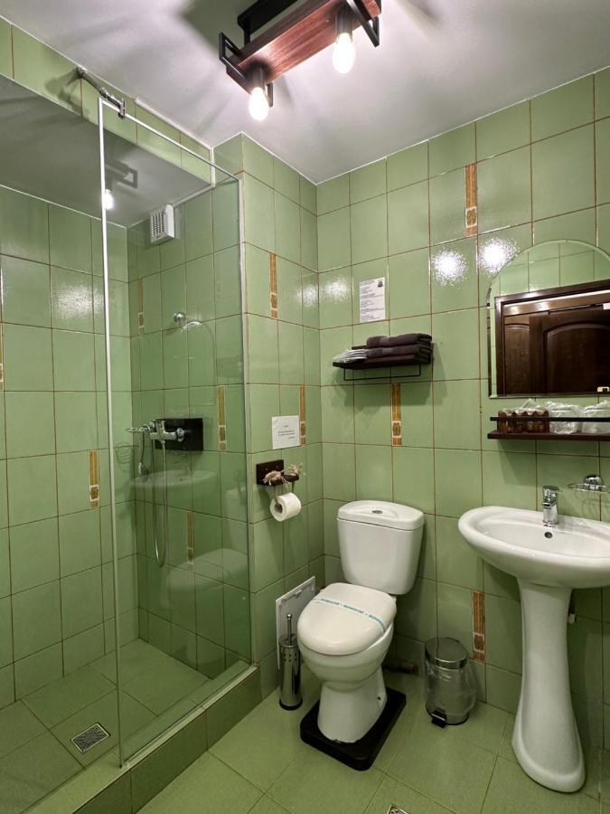 Гостевой дом Casa Bradet Инторсура-Бузэулуй Экстерьер фото